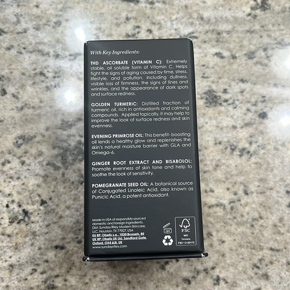 Sunday Riley CEO Glow vitamin c + turmeric face oil - brand new .5 fl oz - Picture 2 of 11